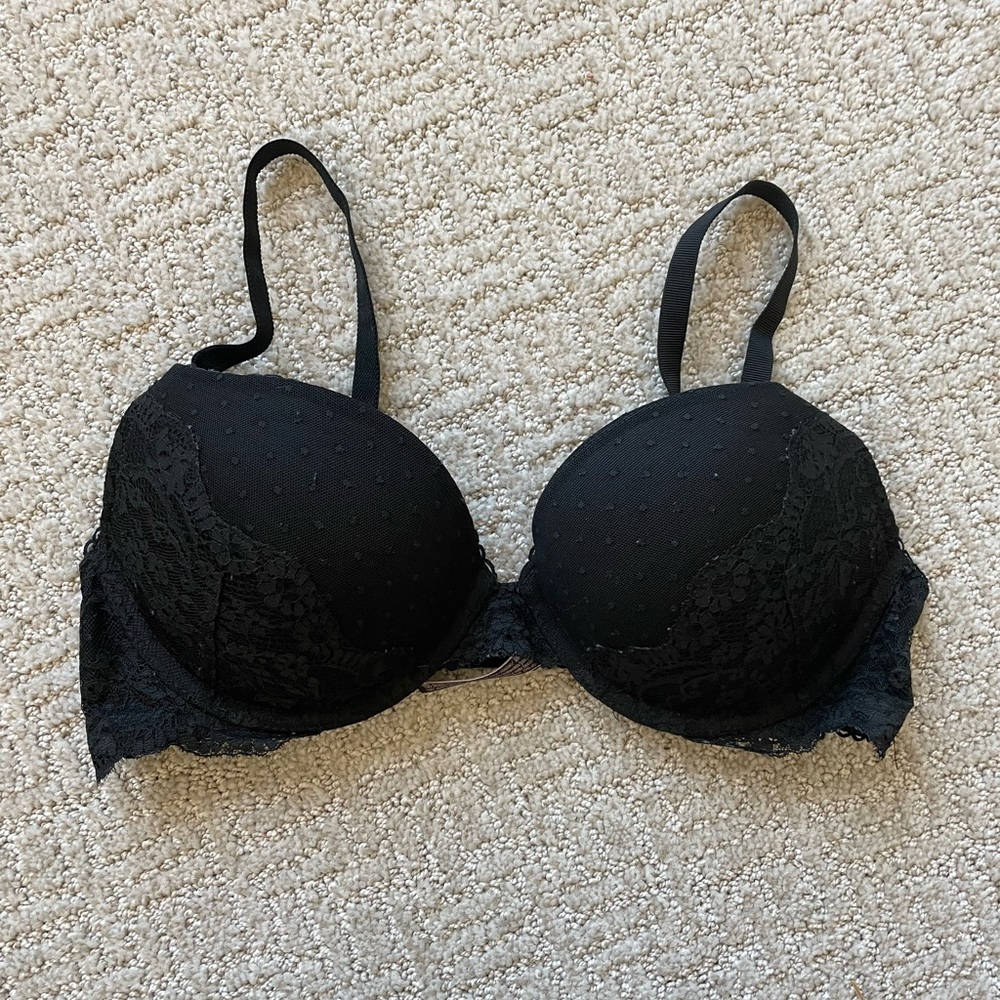 Victoria’s Secret Black Dream Angels Push-Up Bra